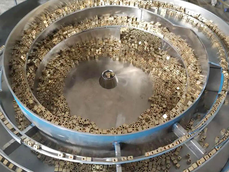 怎么知道振动盘圆盘是否还有物料？